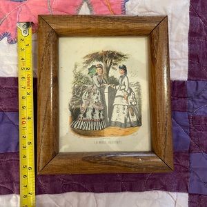 La Mode Illustrae in new frame